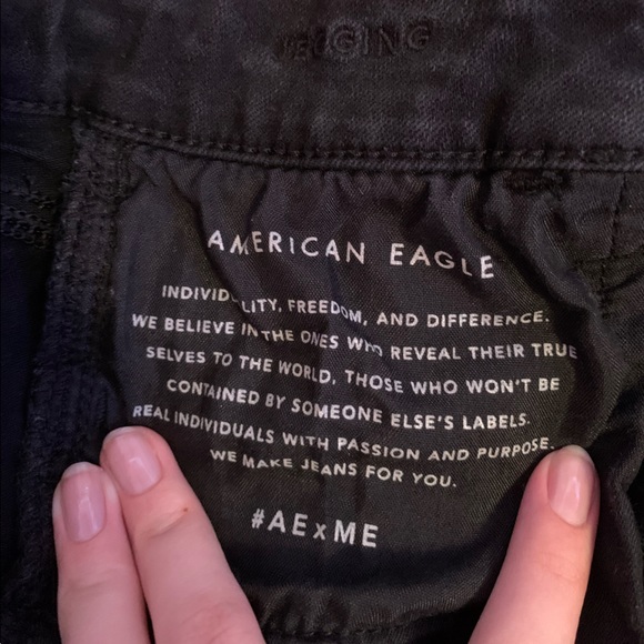 Black American Eagle Size 0 Distressed Skinny Jeggings - Picture 9 of 9